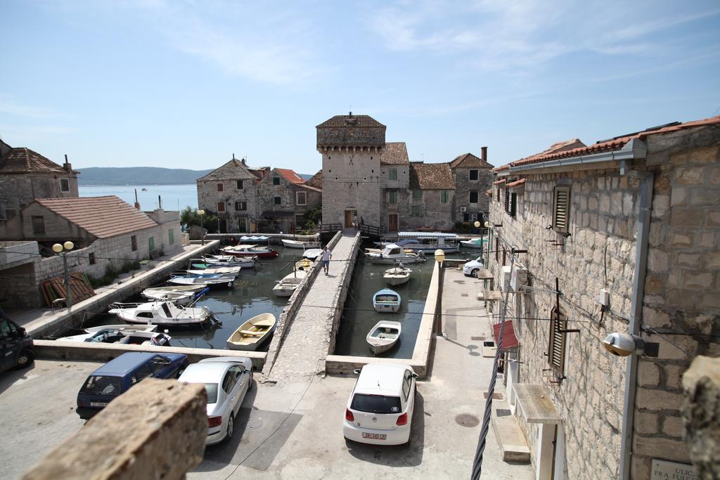 Apartments More Kaštela Стая снимка