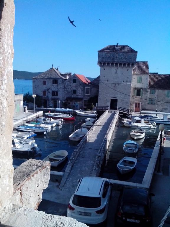 Apartments More Kaštela Стая снимка